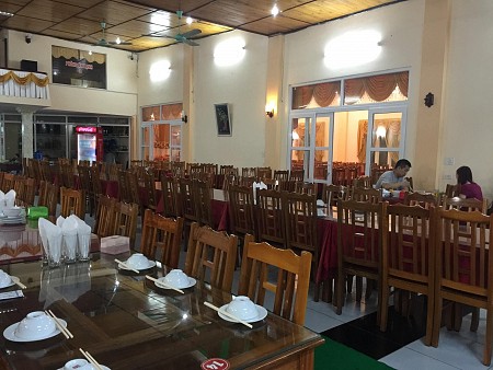 Khách Sạn Bến Cảng - HARBOUR INN