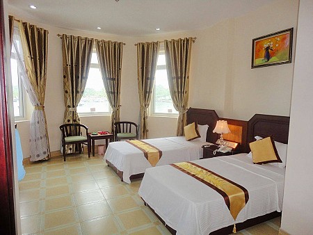 Khách Sạn Bến Cảng - HARBOUR INN