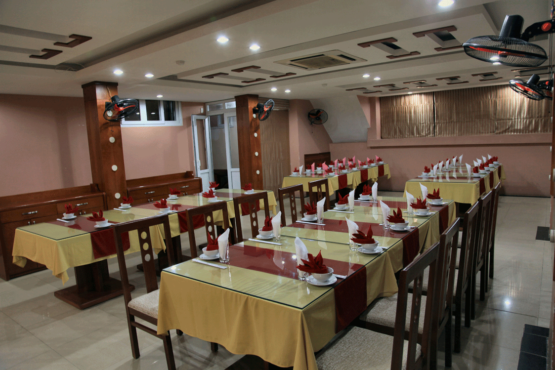 Khách Sạn Các Hoàng Tử Cát Bà