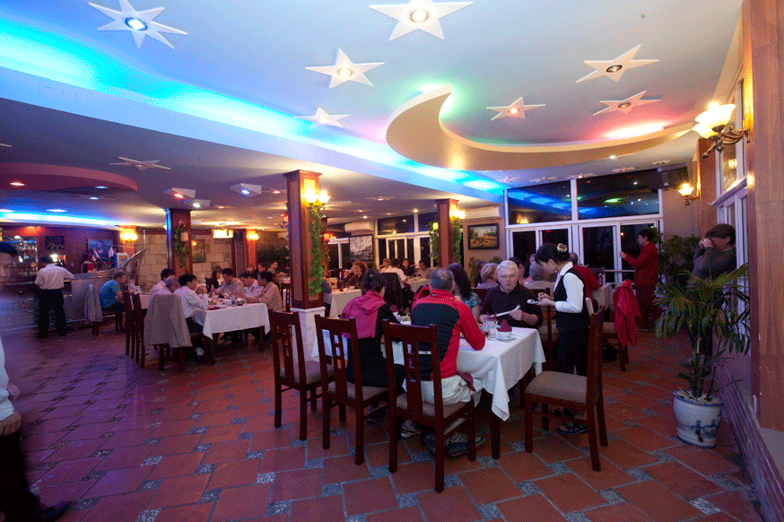 Khách Sạn Các Hoàng Tử Cát Bà