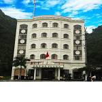 Khách sạn Cat Ba Plaza