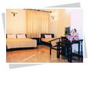 Khách sạn Cat Ba Plaza