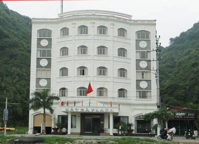 Khách sạn Cat Ba Plaza