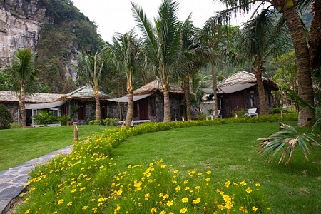Khách sạn Cát Bà Sandy Beach Resort