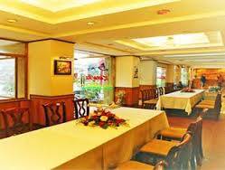 Khách Sạn Holiday View Cát Bà