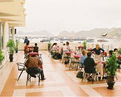 Khách Sạn Holiday View Cát Bà