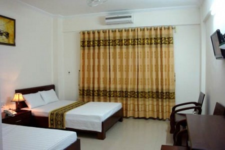 Khách sạn Mặt trời và Biển