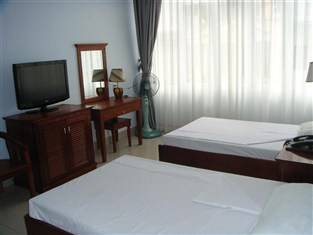 Khách sạn Mặt trời và Biển