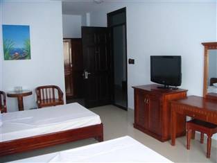 Khách sạn Mặt trời và Biển