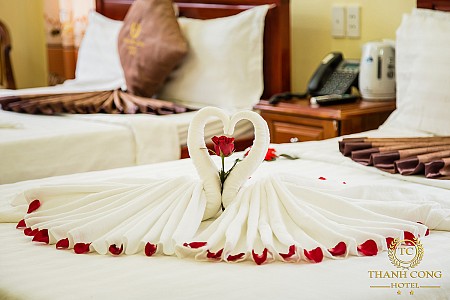 Khách Sạn Thành Công Cát Bà 2 Sao