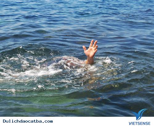 Cách Sơ Cấp Cứu Người Bị Tai Nạn Đuối Nước - Ảnh 1