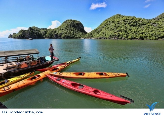 Tham quan vịnh Lan Hạ - Ảnh 1