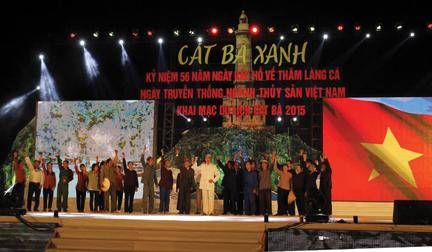 Đảo Cát Bà Kỷ Niệm 56 Năm Bác Hồ Về Thăm Làng Cá - Ảnh 1 Đảo Cát Bà Kỷ Niệm 56 Năm Bác Hồ Về Thăm Làng Cá - Ảnh 1