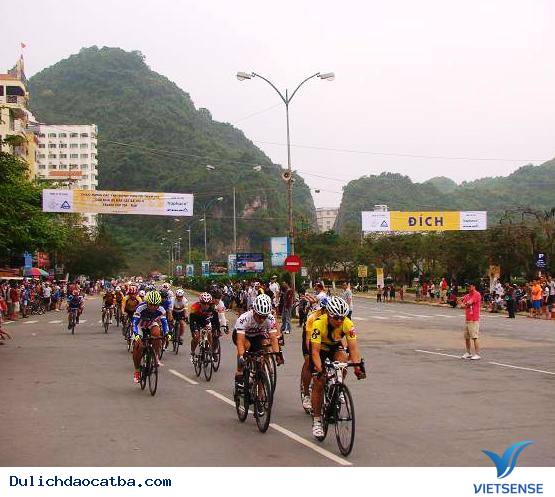 Đảo Cát Bà Tổ Chức Giải Đua Xe Đạp - Ảnh 4