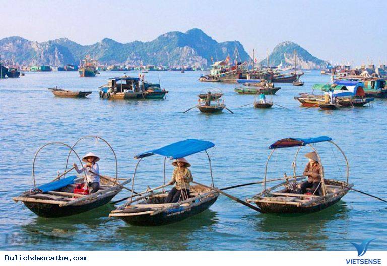 Đến làng chài Cái Bèo bằng cách nào ?