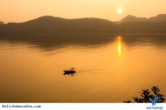 hành trình Cát Bà mùa thấp điểm có gì hay? - Ảnh 3 hành trình Cát Bà mùa thấp điểm có gì hay? - Ảnh 3