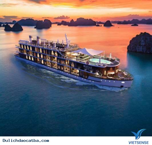 Du thuyền lớn nhất Việt Nam trên đảo Cát Bà - Ảnh 2 Du thuyền lớn nhất Việt Nam trên đảo Cát Bà - Ảnh 2
