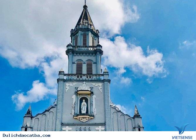 Nhà thờ Hòn Gai độc đáo như thế nào ?